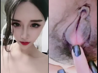 아시아 창녀 알몸 춤과 자위